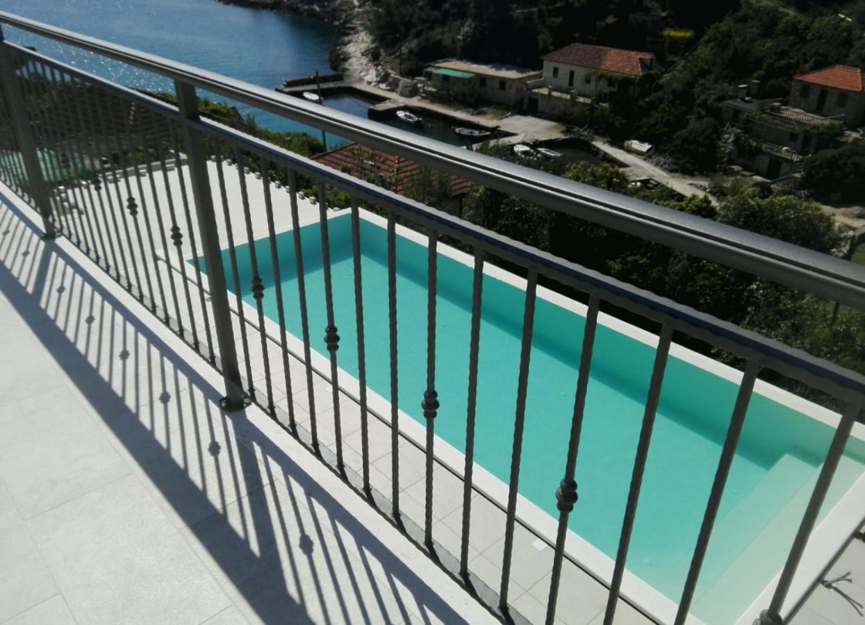 Holiday Hvar Vrbanj ภายนอก รูปภาพ