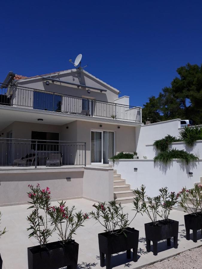 Holiday Hvar Vrbanj ภายนอก รูปภาพ