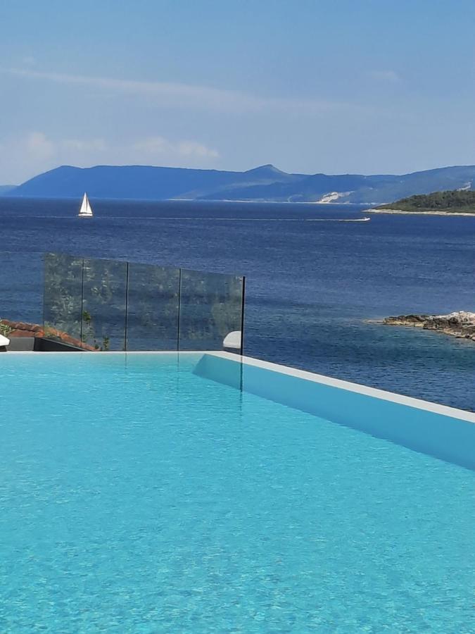 Holiday Hvar Vrbanj ภายนอก รูปภาพ