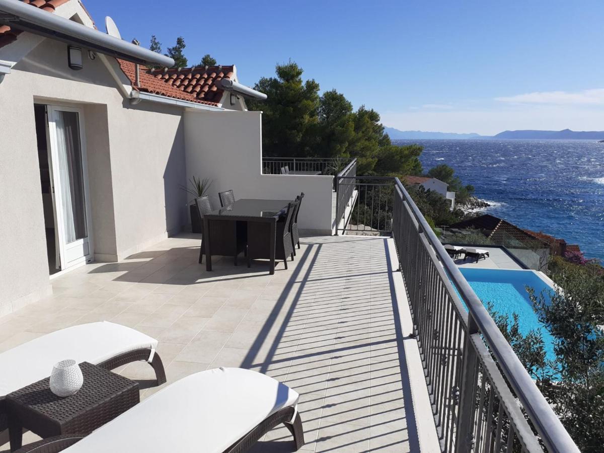 Holiday Hvar Vrbanj ภายนอก รูปภาพ