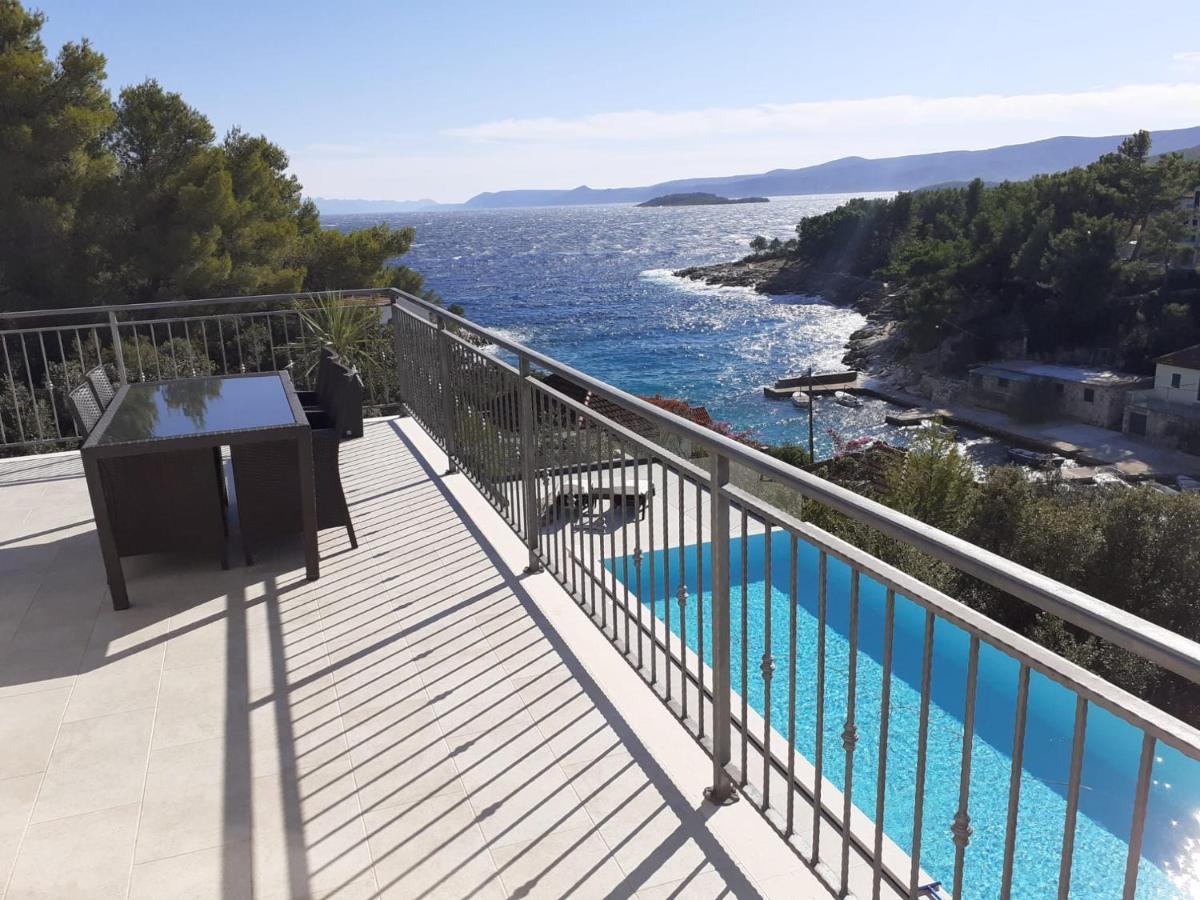 Holiday Hvar Vrbanj ภายนอก รูปภาพ