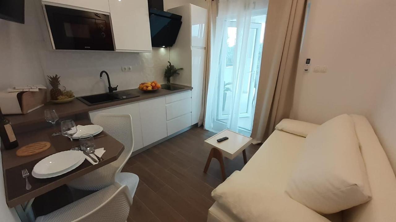 Holiday Hvar Vrbanj ภายนอก รูปภาพ