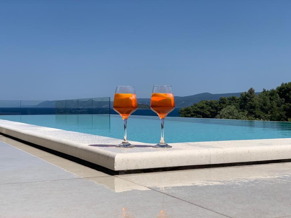 Holiday Hvar Vrbanj ภายนอก รูปภาพ