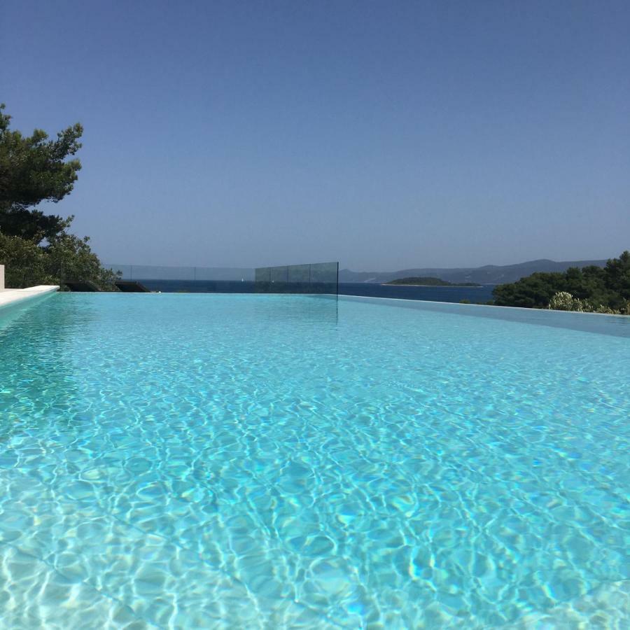 Holiday Hvar Vrbanj ภายนอก รูปภาพ