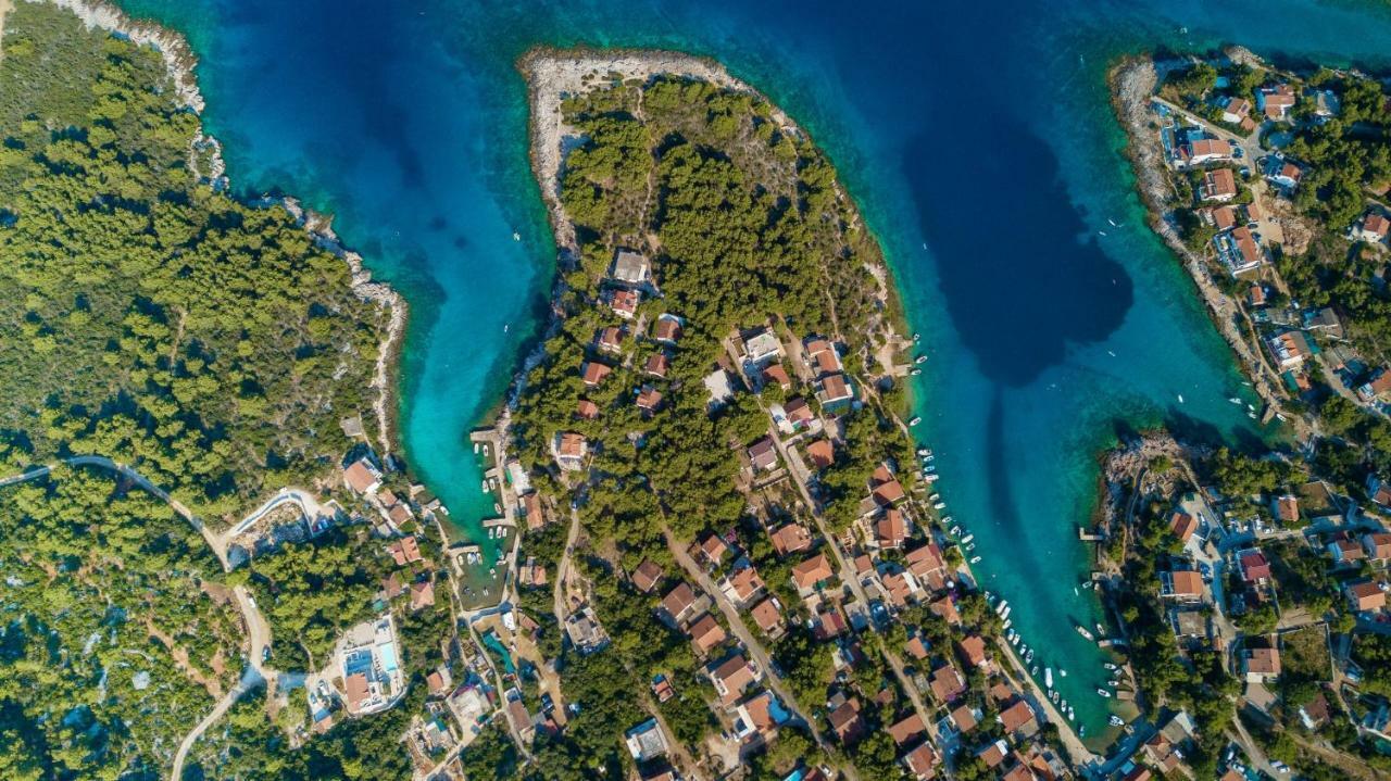 Holiday Hvar Vrbanj ภายนอก รูปภาพ